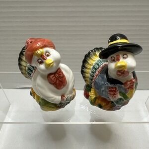 Pilgrim Mr & Mrs Tom Turkey Set Of‎ Salt & Pepper Shakers Thanksgiving Harvest